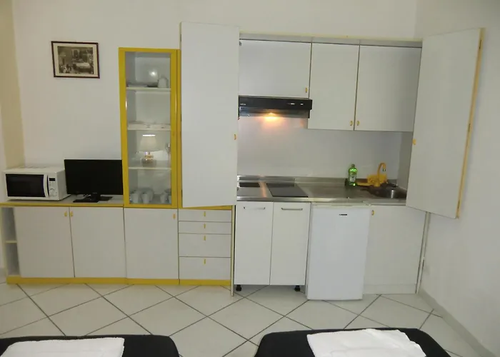 Alma 2 Holiday home *